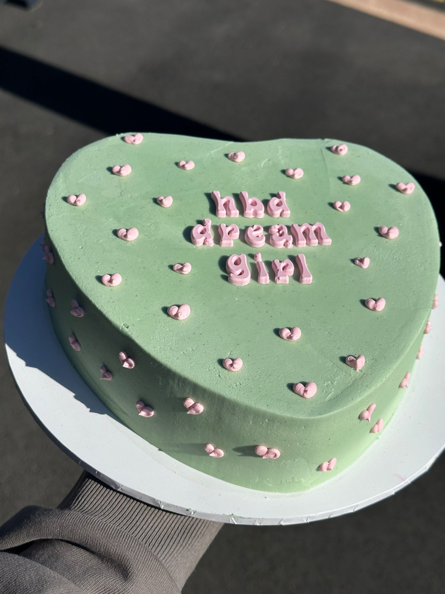 'The Tish' dream girl cake ☁️🩷